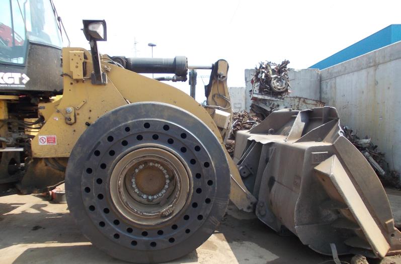 9 х 5 80. 18.00-25 L5s. Диск 25.00-25 на Volvo l220. ДГКУ5.80.03.301. VSMS Bridgestone l5.